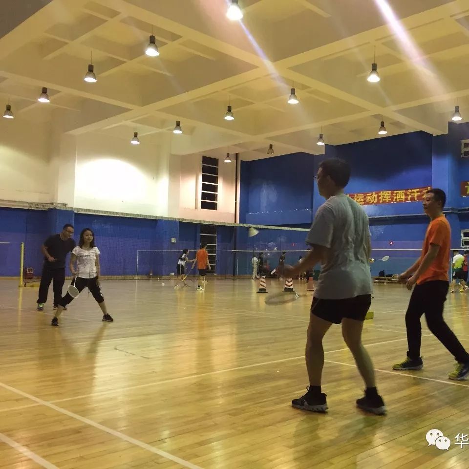 打卡：第4期华南时尚行业CIO联盟羽毛球战队打卡战（11.22）