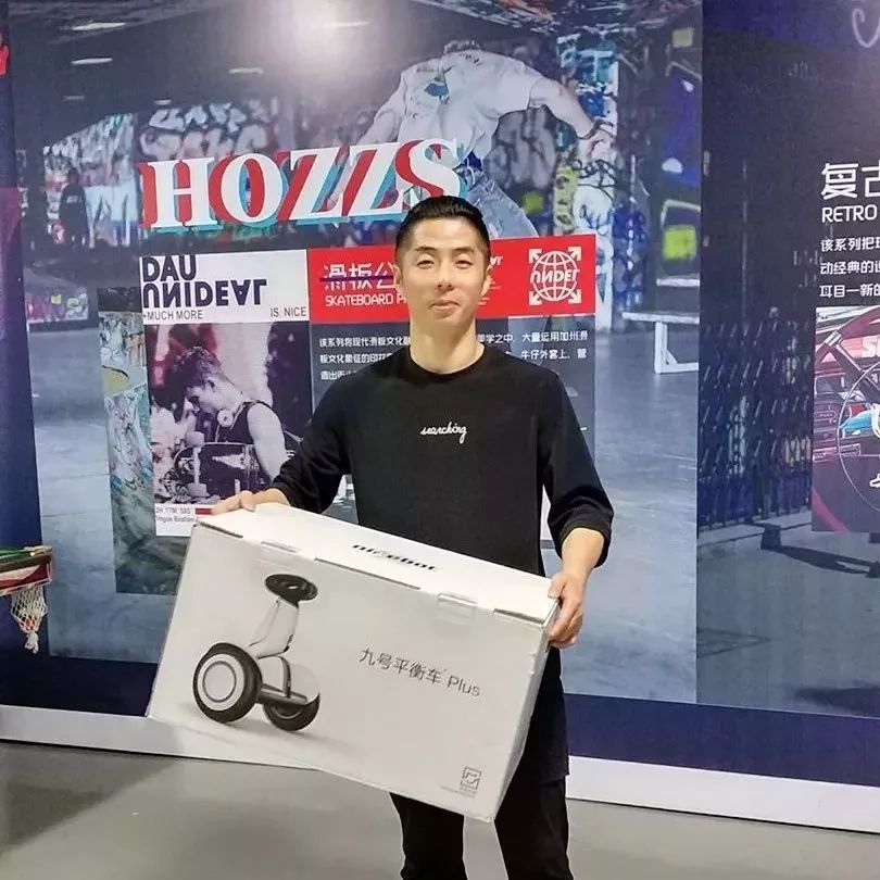乐呵呵！2017“易神·富勒”杯最美团圆月色摄影网络评选奖品我们收到了！